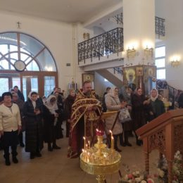 12 декабря в храме прошло собрание с прихожанами Патриаршего Подворья