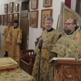Новогодний молебен и ночная новогодняя Литургия традиционно состоялись в нашем храме