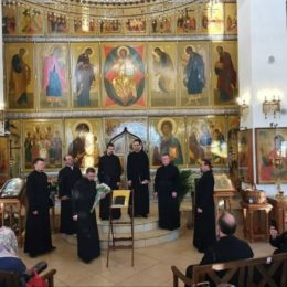 29 мая в храме Живоначальной Троицы в Косино состоялся Пасхальный концерт православного мужского хора «Ставрос»