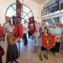 День рождения преподобного Александра. Литургия
